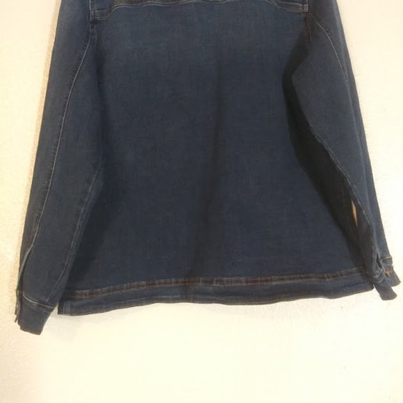 Denim & Company women's size M medium wash jean jacket - Picture 7 of 14
